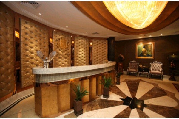 武汉老爷爷悠闲品茶图(武汉老爷爷悠闲品茶图片大全)