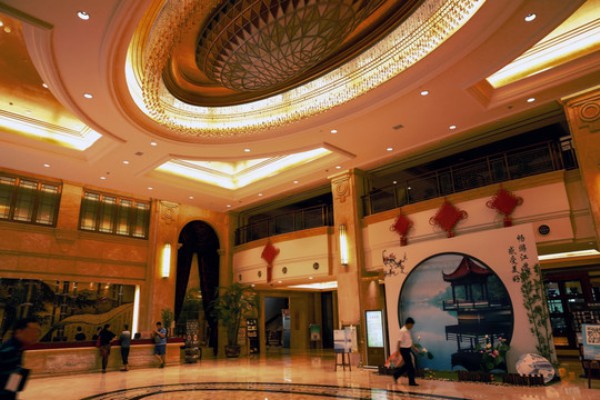 悠然武汉，桑拿会所带你领略养生魅力(武汉 桑拿会所)