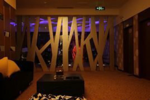 武汉桑拿界新锐，00后技师独领风骚展才华(2020武汉桑拿)